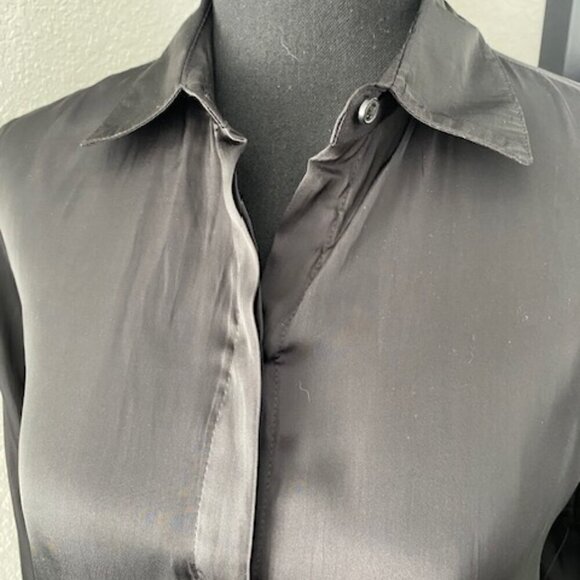 NWT OLD NAVY Black Satin Loose Fit Oversized Boyfriend Button Down Blouse XS/S - Picture 6 of 14
